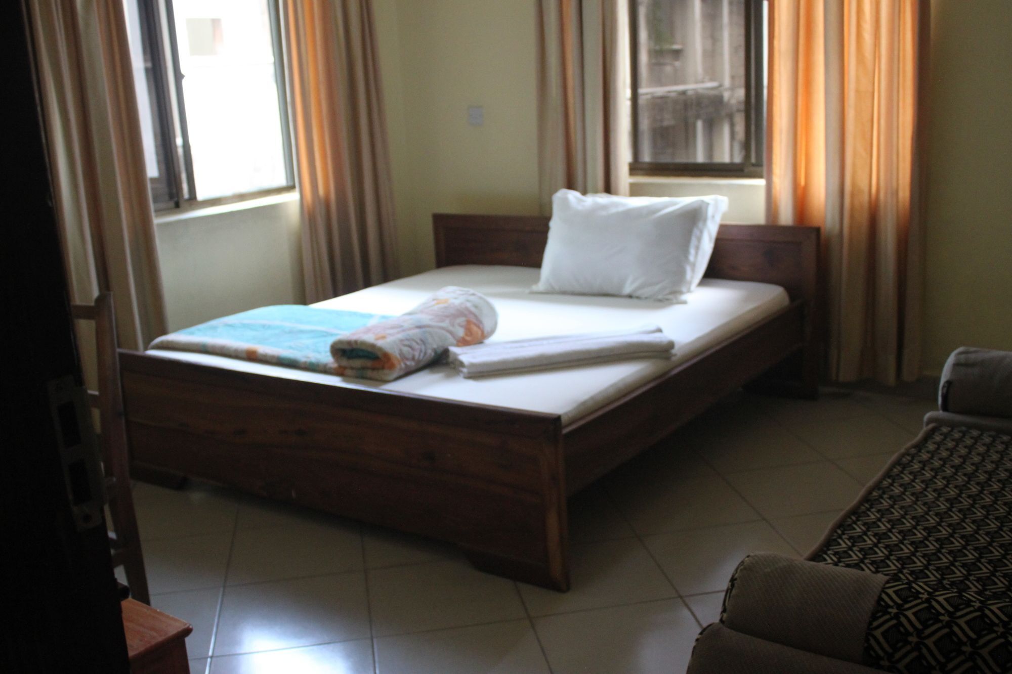 Hotel Ideal Dar es Salaam Exterior foto