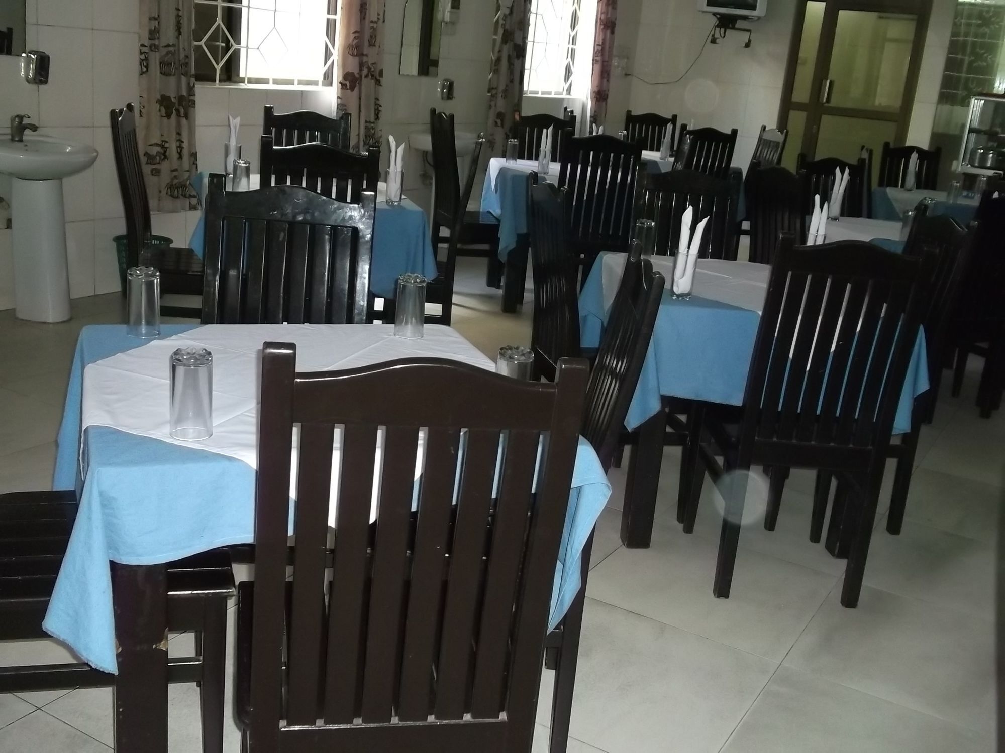Hotel Ideal Dar es Salaam Exterior foto